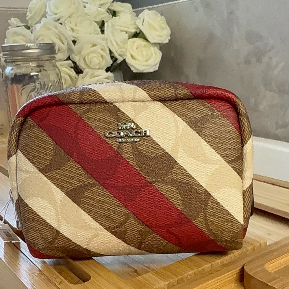Coach Mini Boxy Pouch